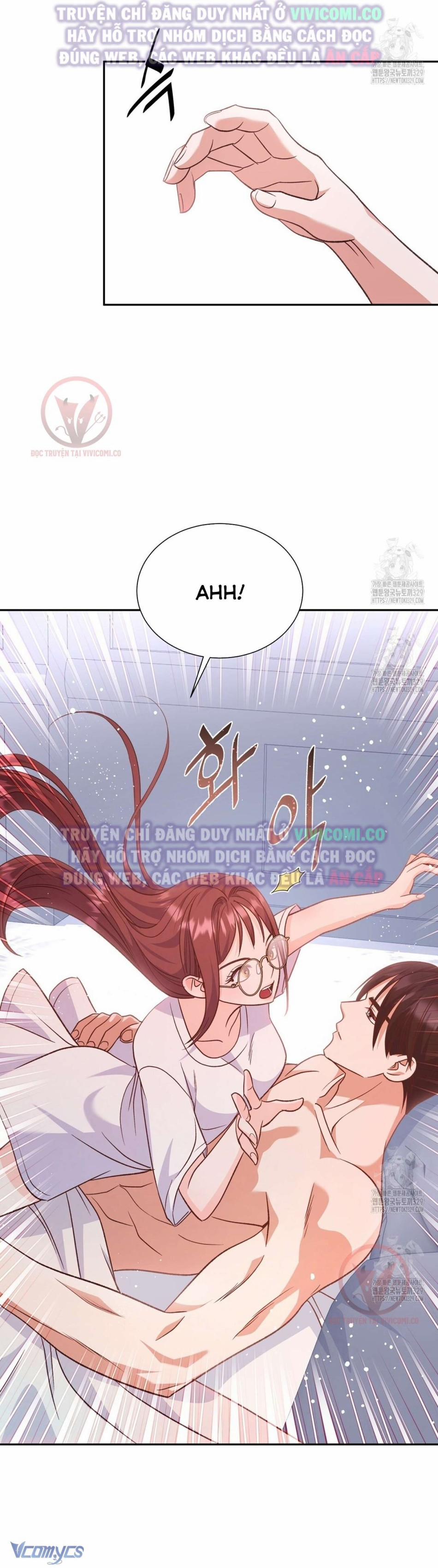 [18+] Sếp Của Anh Trai Tôi Đã Vượt Quá Giới Hạn 11 trang 5