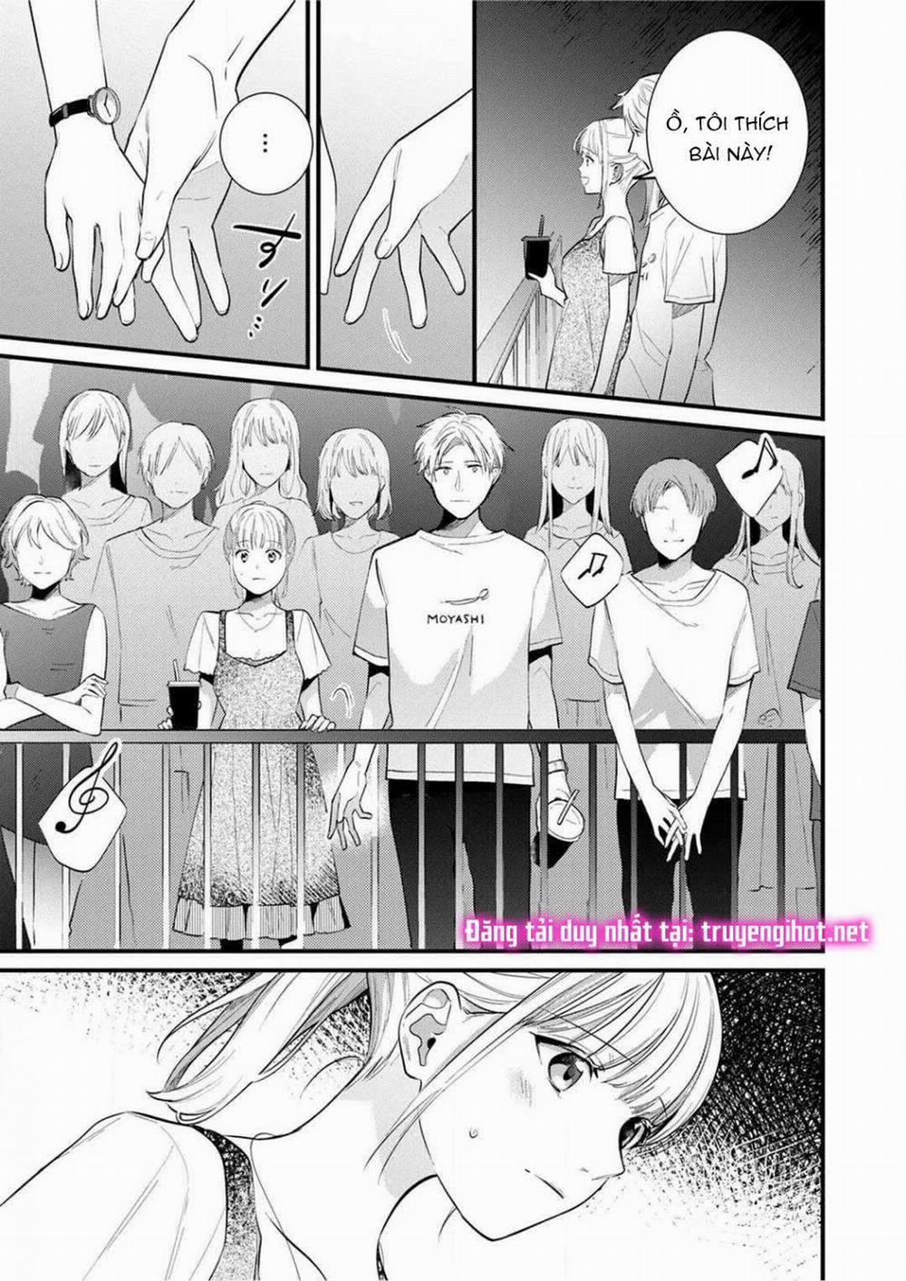 [ 18+] Tôi Bị Phụ Huynh Của Một Đứa Nhóc Mẫu Giáo Ôm Hôn 5 trang 11