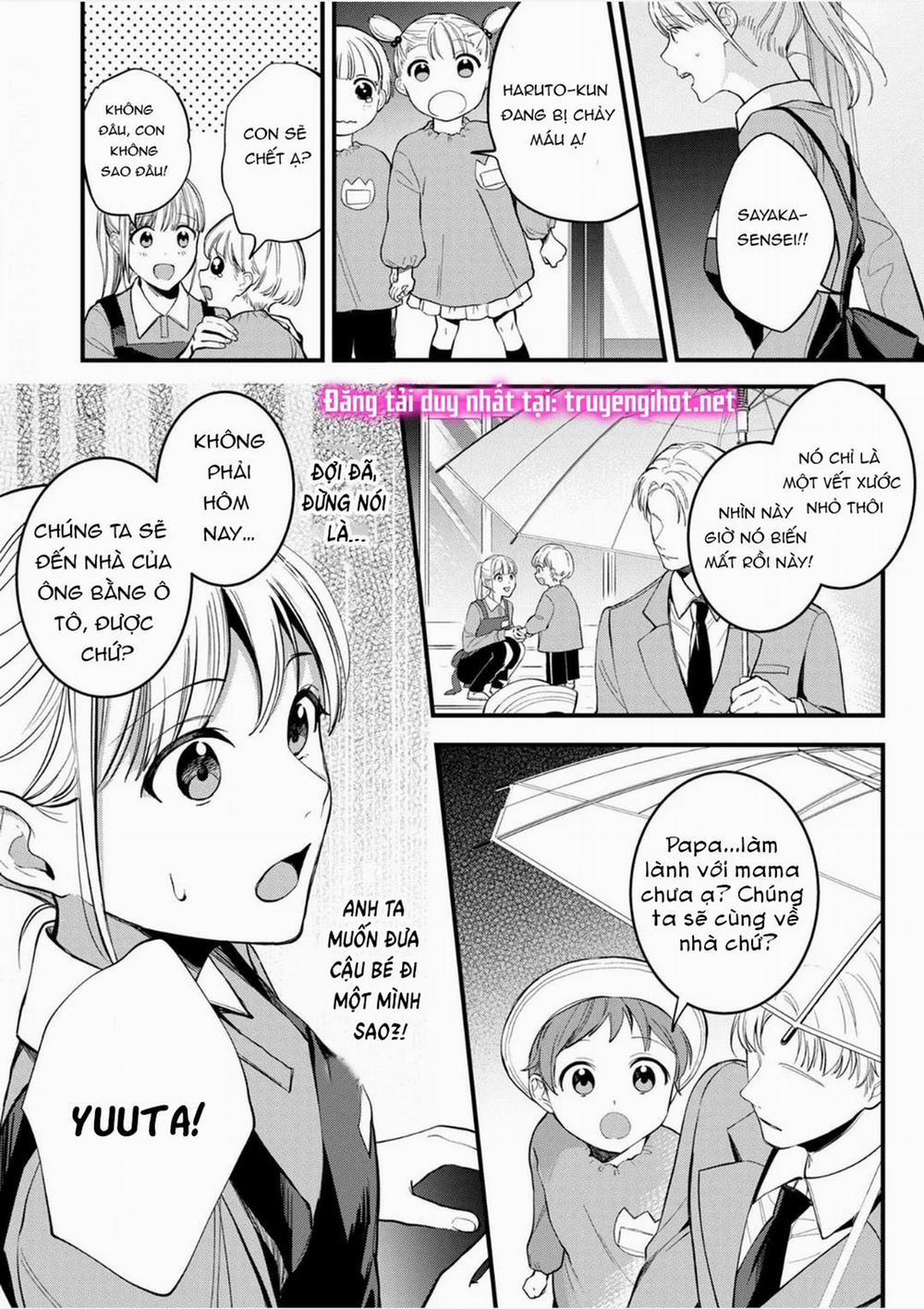 [ 18+] Tôi Bị Phụ Huynh Của Một Đứa Nhóc Mẫu Giáo Ôm Hôn 8.1 trang 8