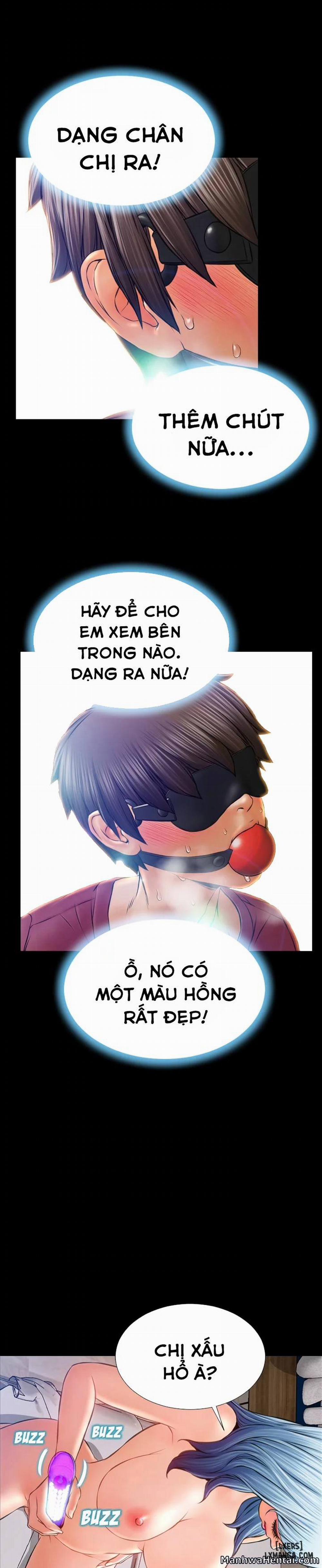 Cửa Hàng Đồ Chơi Người Lớn 17 trang 25