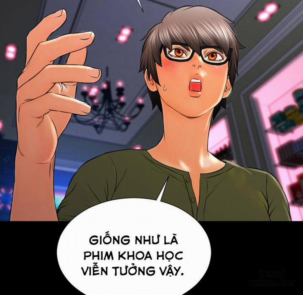 Cửa Hàng Đồ Chơi Người Lớn 41 trang 105