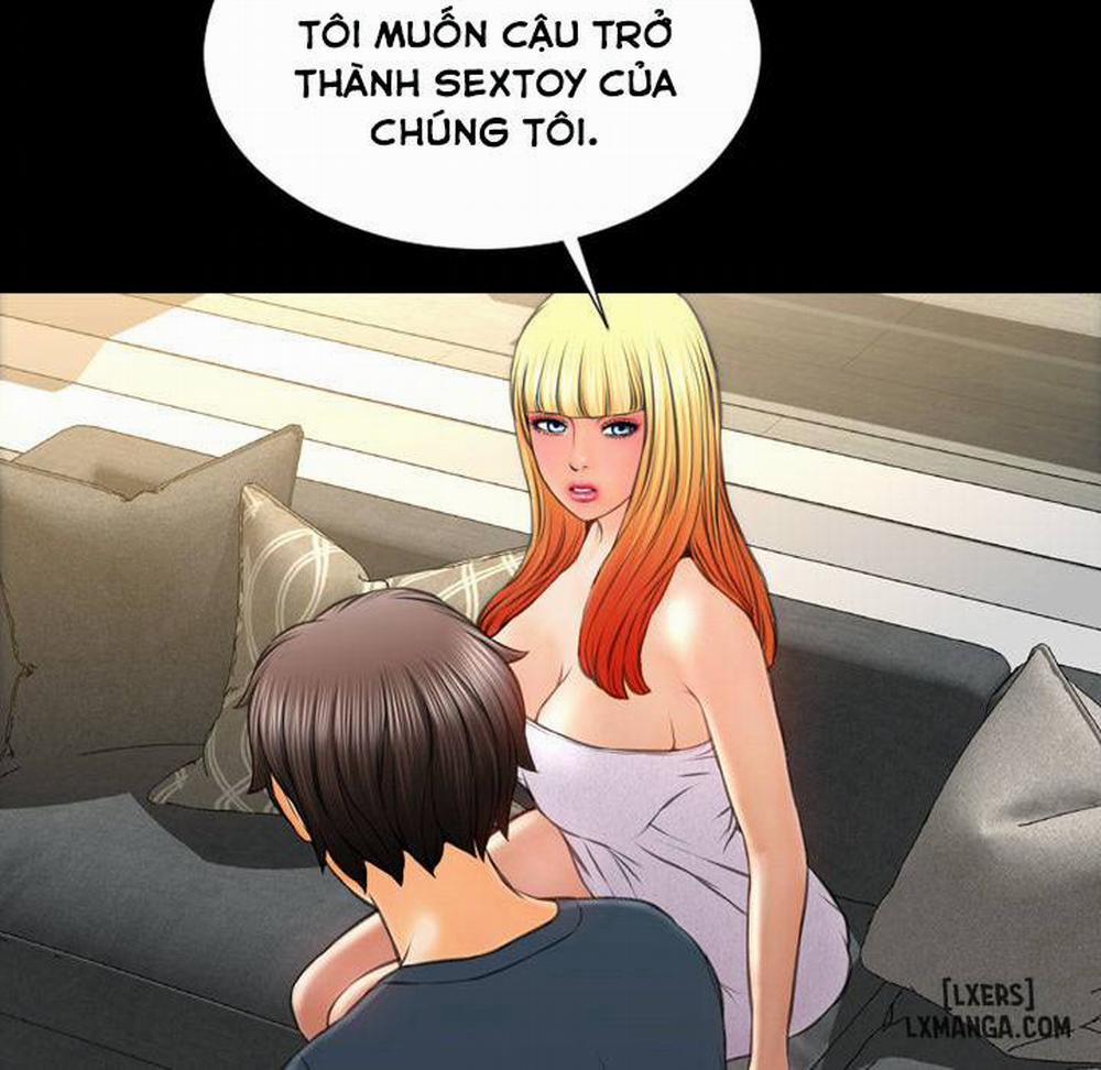 Cửa Hàng Đồ Chơi Người Lớn 44 trang 125