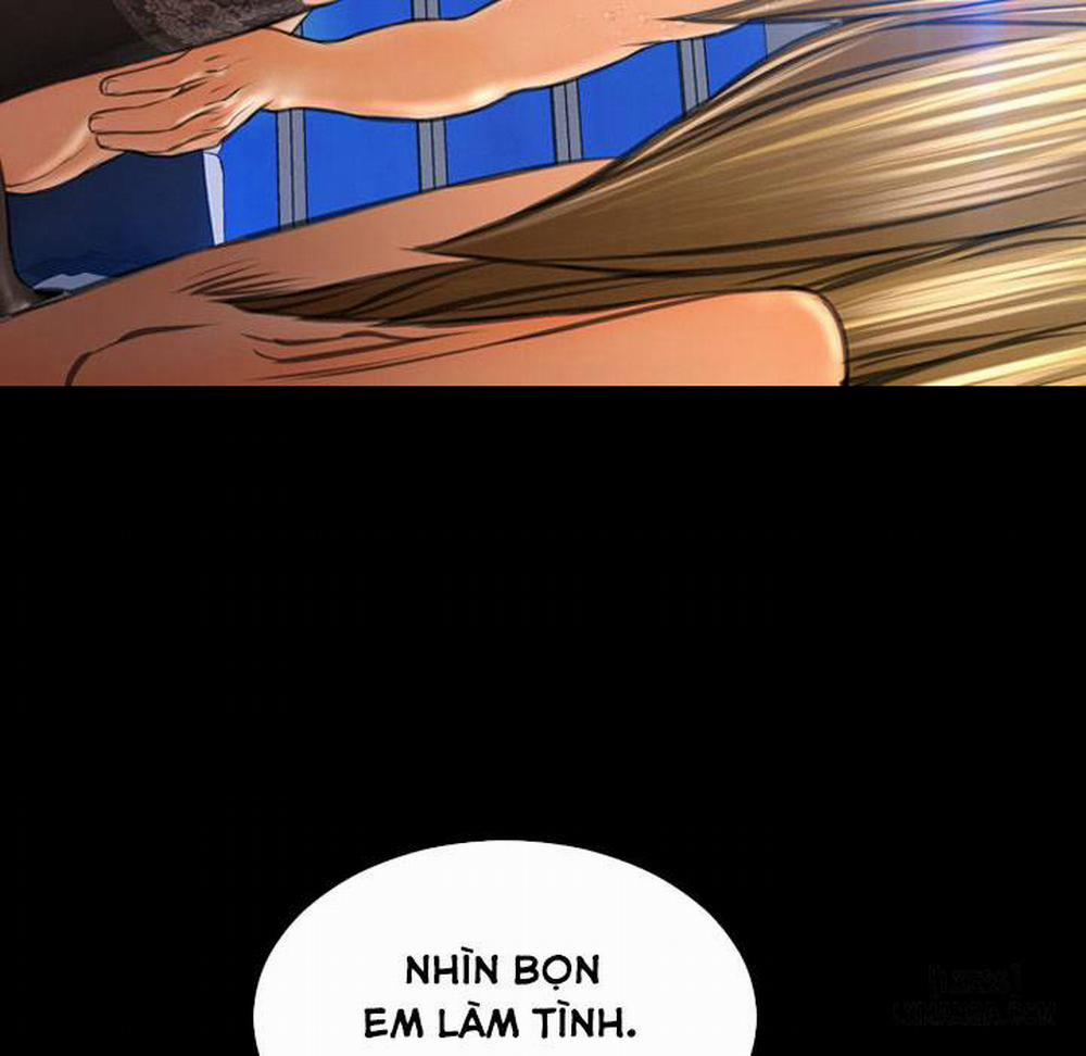 Cửa Hàng Đồ Chơi Người Lớn 45 trang 76