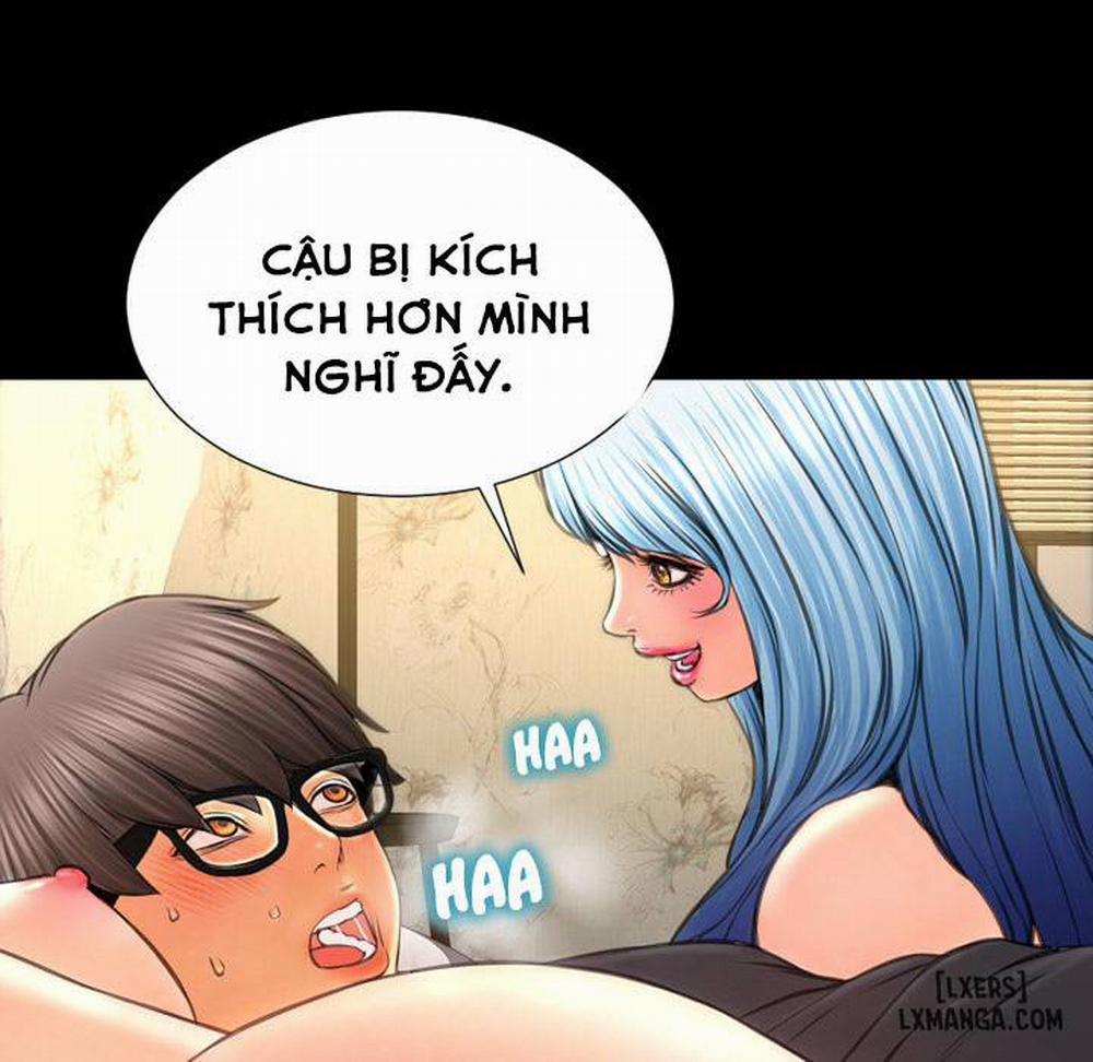 Cửa Hàng Đồ Chơi Người Lớn 50 trang 64