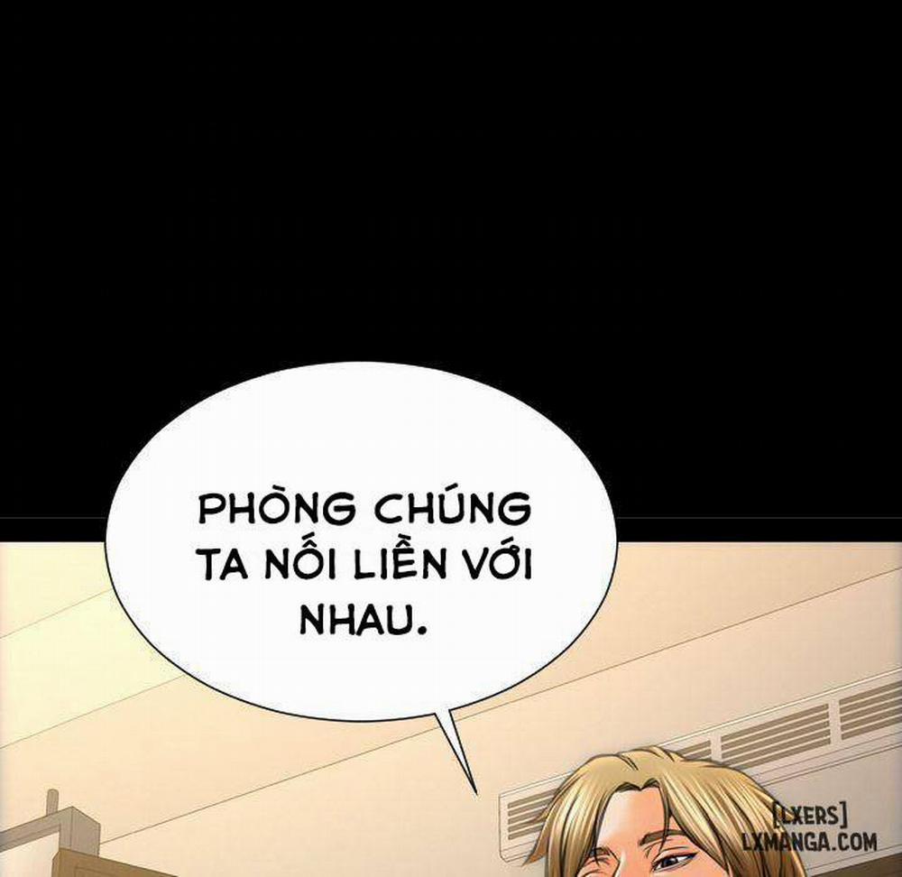 Cửa Hàng Đồ Chơi Người Lớn 66 trang 126