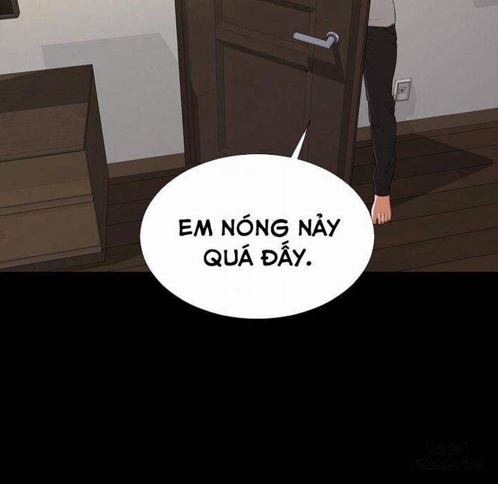 Cửa Hàng Đồ Chơi Người Lớn 66 trang 130