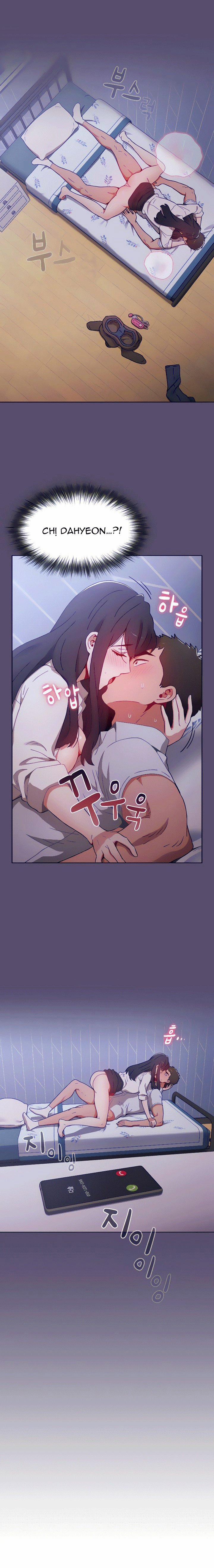 Ký Túc Xá Chị Chị Em Em 8.1 trang 4