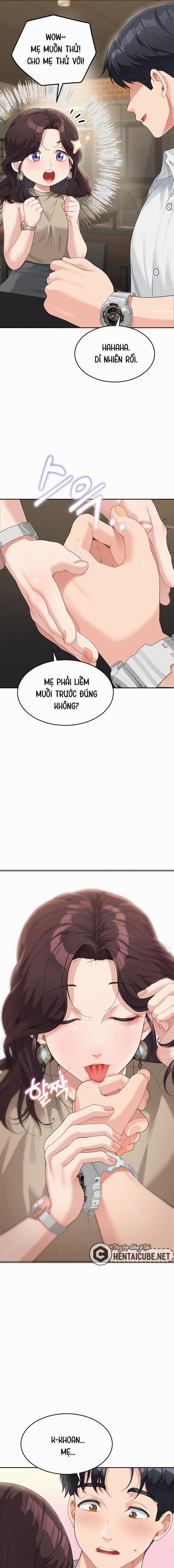 Là mẹ hay chị? 8 trang 17