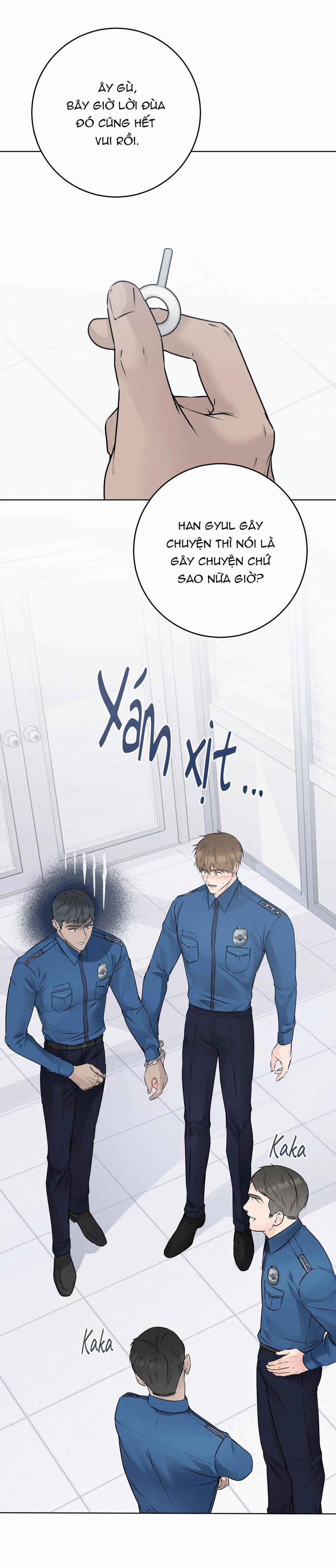 Phía Sau Lớp Cảnh Phục 47 trang 2