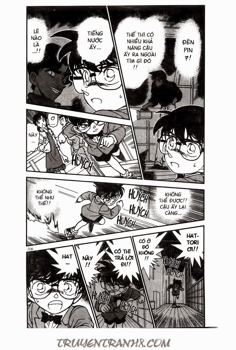Thám Tử Conan 228 trang 2