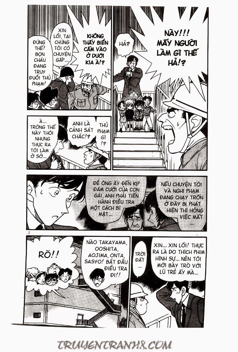 Thám Tử Conan 232 trang 2
