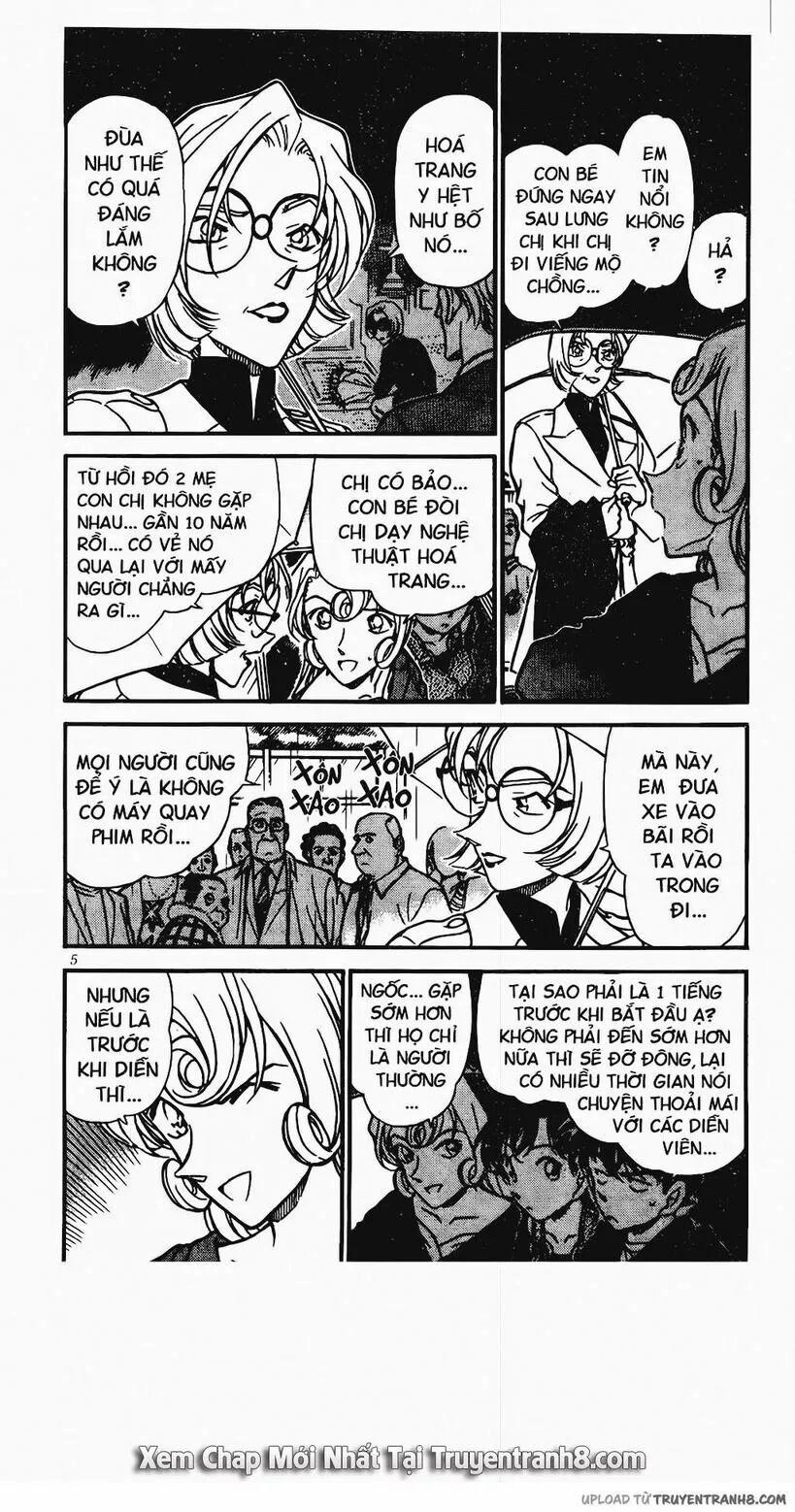 Thám Tử Conan 351 trang 2