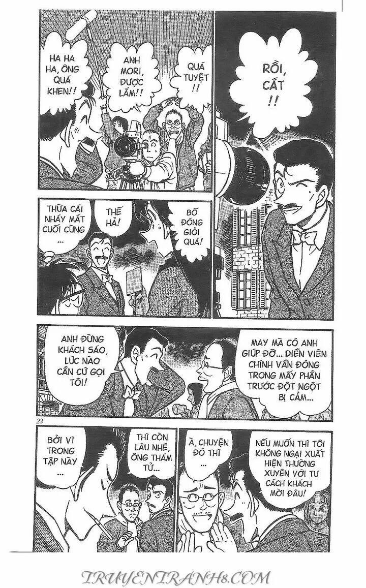 Thám Tử Conan 374 trang 2
