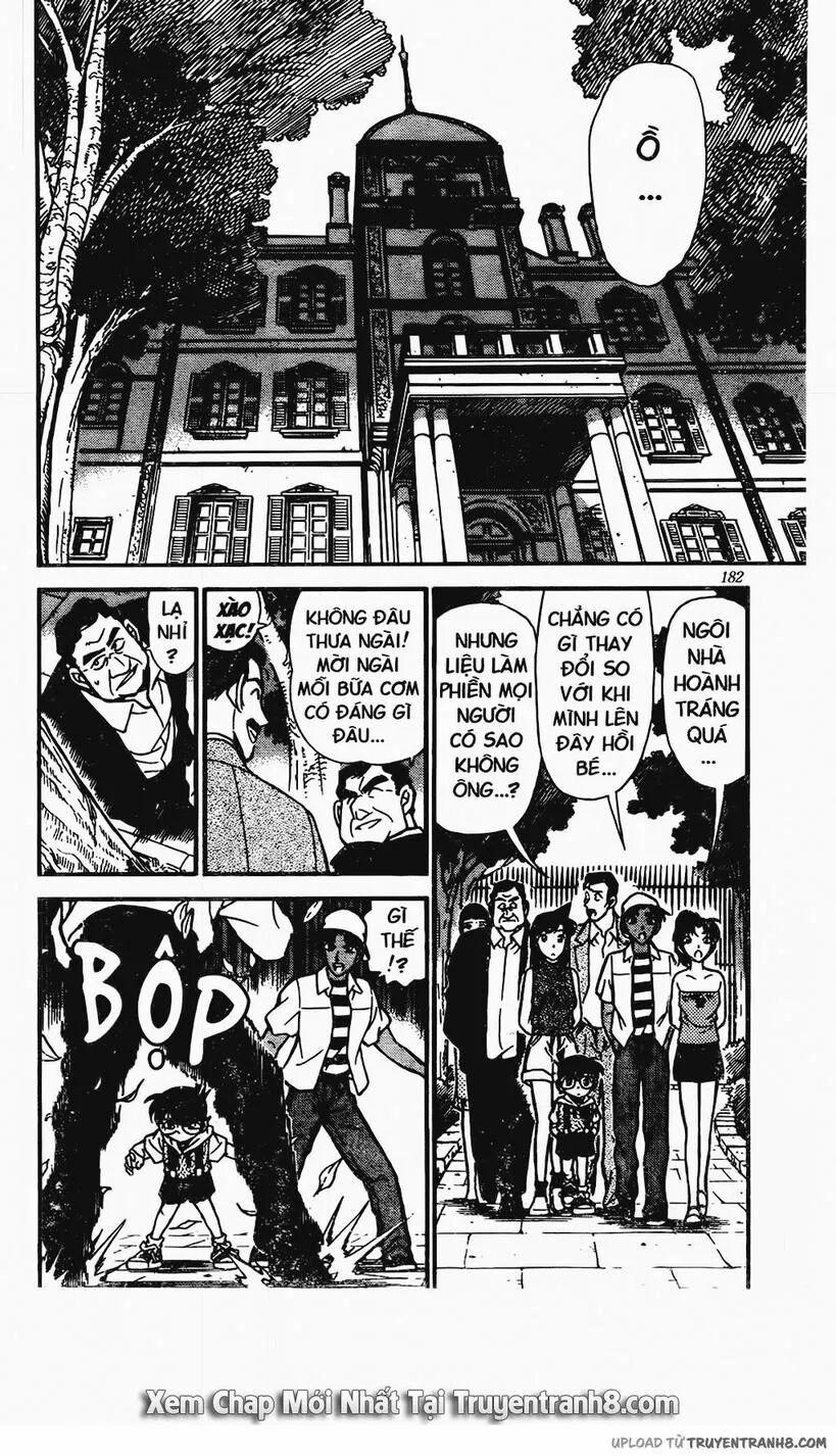 Thám Tử Conan 384 trang 11