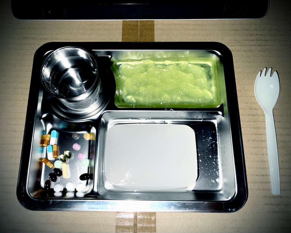 Tôi Bị Một Nữ Sinh Trung Học Kỳ Lạ Giam Cầm 2 trang 6